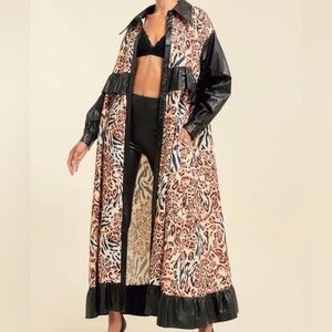 Eye Of Jungle long leopard jacket